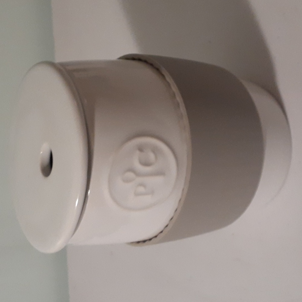 Pampered Chef microwave egg cooker,